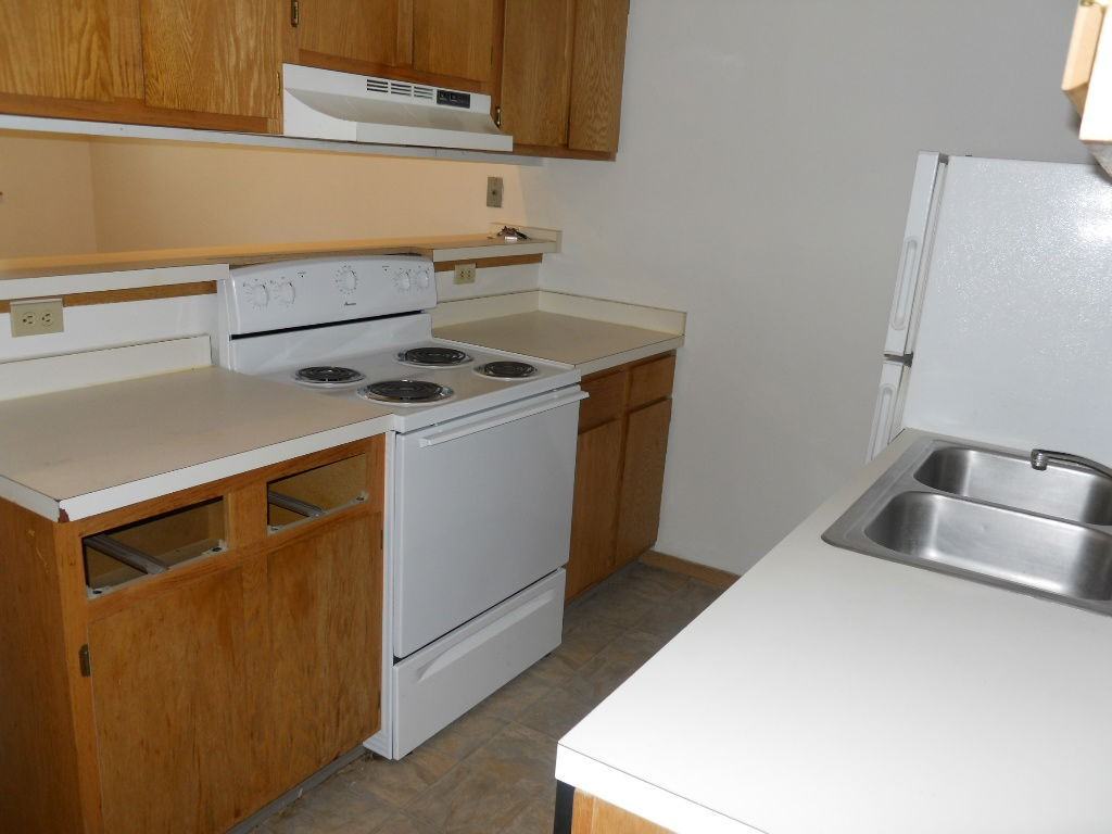 1310 Kentucky St #8 - Photo 3 of 5