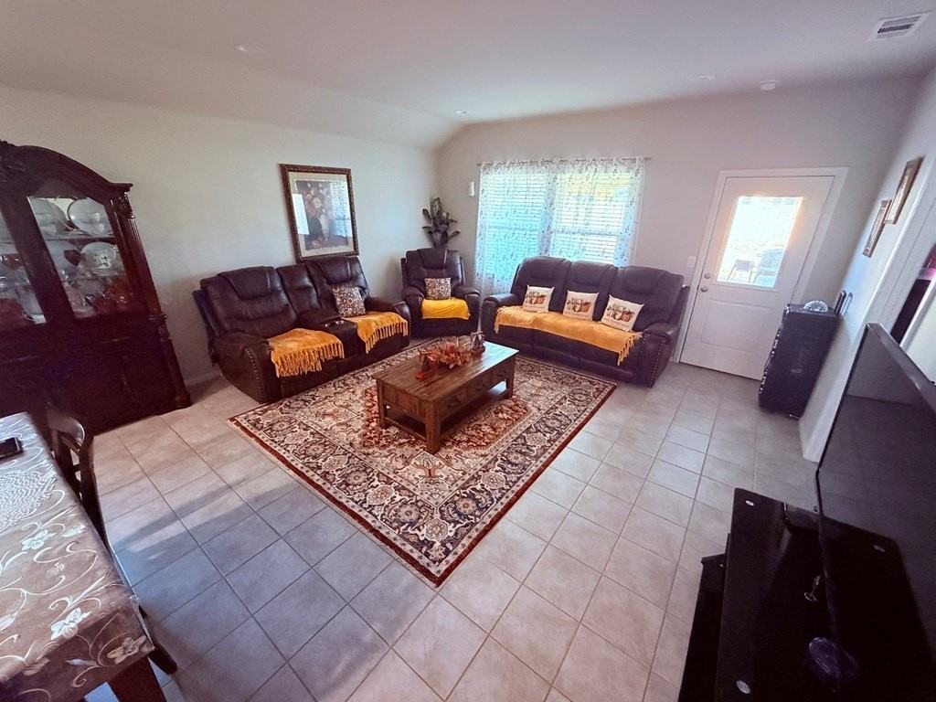 7713 Orange Blossom Rd - Photo 7 of 18