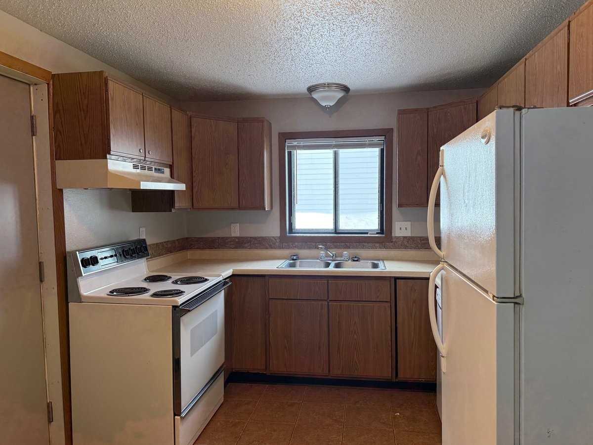 202 7th Ave N #1 - Photo 2 of 18