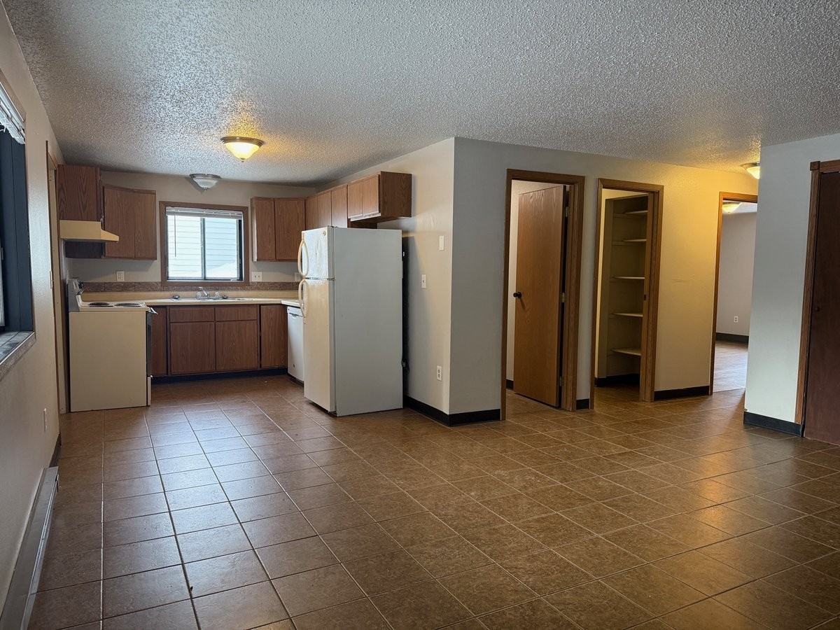 202 7th Ave N #1 - Photo 4 of 18