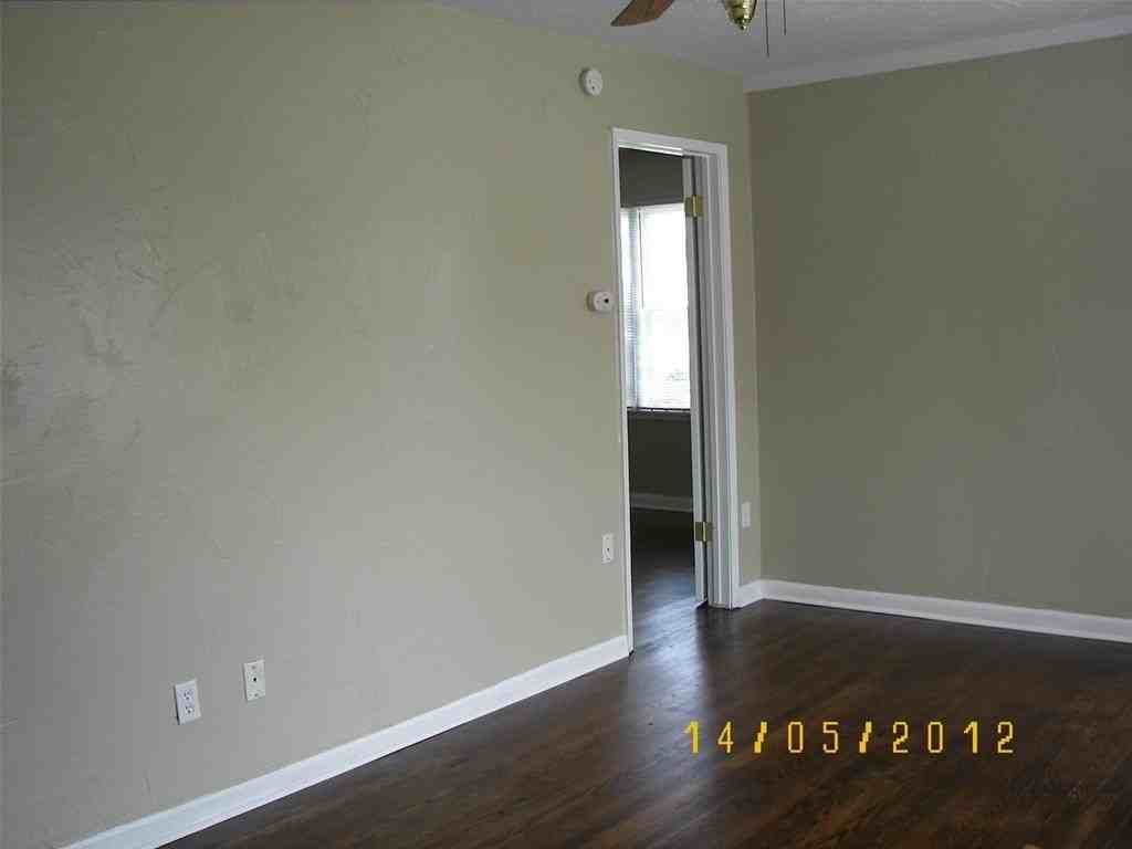 531 Babb Dr - Photo 3 of 9