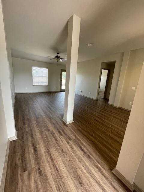 3117 Yosemite Dr - Photo 5 of 37