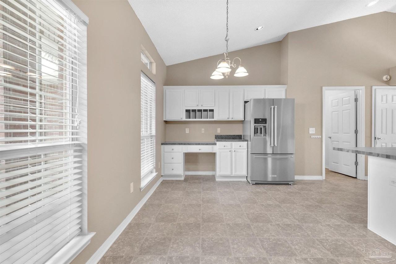 1484 Long Branch Dr - Photo 5 of 31