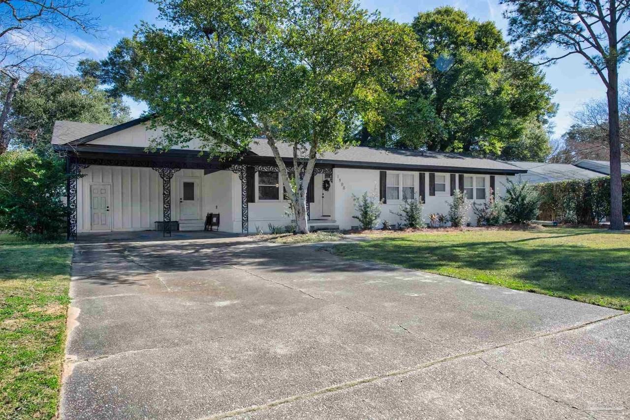 1800 Foulis Dr - Photo 3 of 36