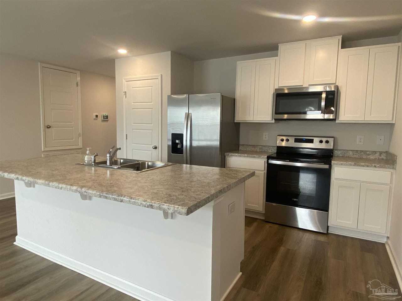 6089 Secretariat Way - Photo 4 of 32