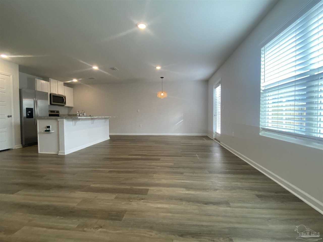 6089 Secretariat Way - Photo 6 of 32