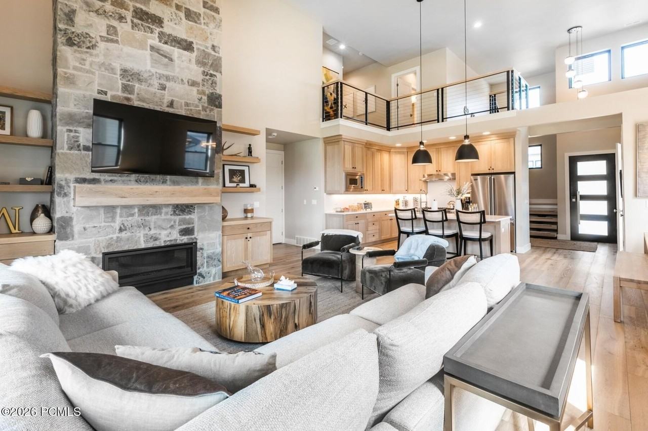 969 W Eland Cir Unit 87 #87 - Photo 6 of 35