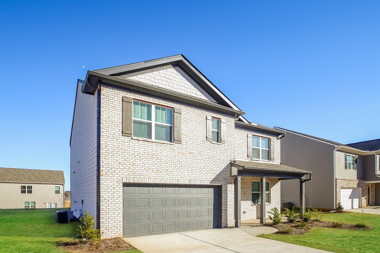 352 Springer Pkwy - Photo 3 of 16