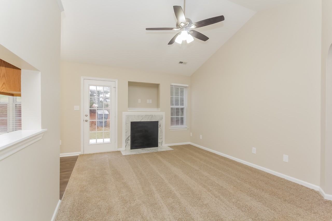 4531 Biesterfield Dr - Photo 6 of 16