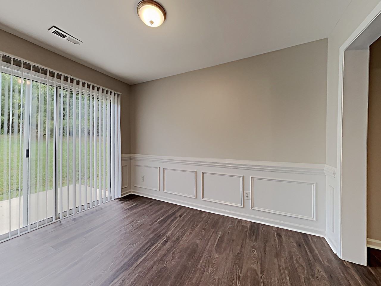 5549 Peachwood Dr - Photo 6 of 15