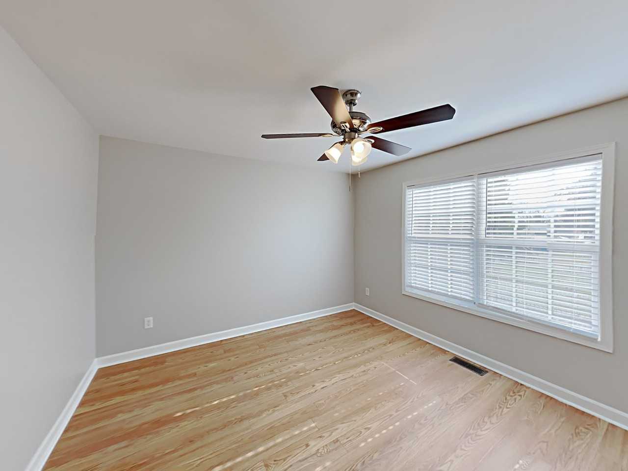 810 Caldwell St - Photo 5 of 22