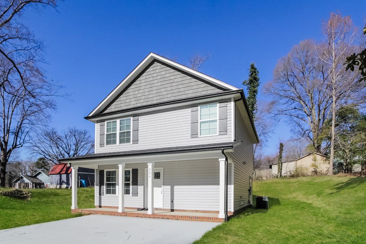 226 Pethel St - Photo 3 of 15