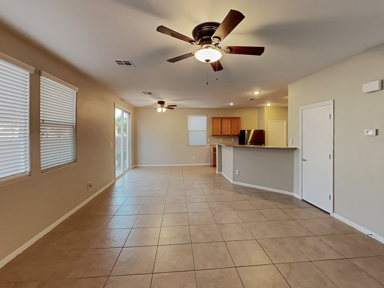 5828 Sierra Cliff St - Photo 3 of 16