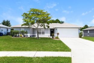 711 17th St Ne - Photo 1 of 1