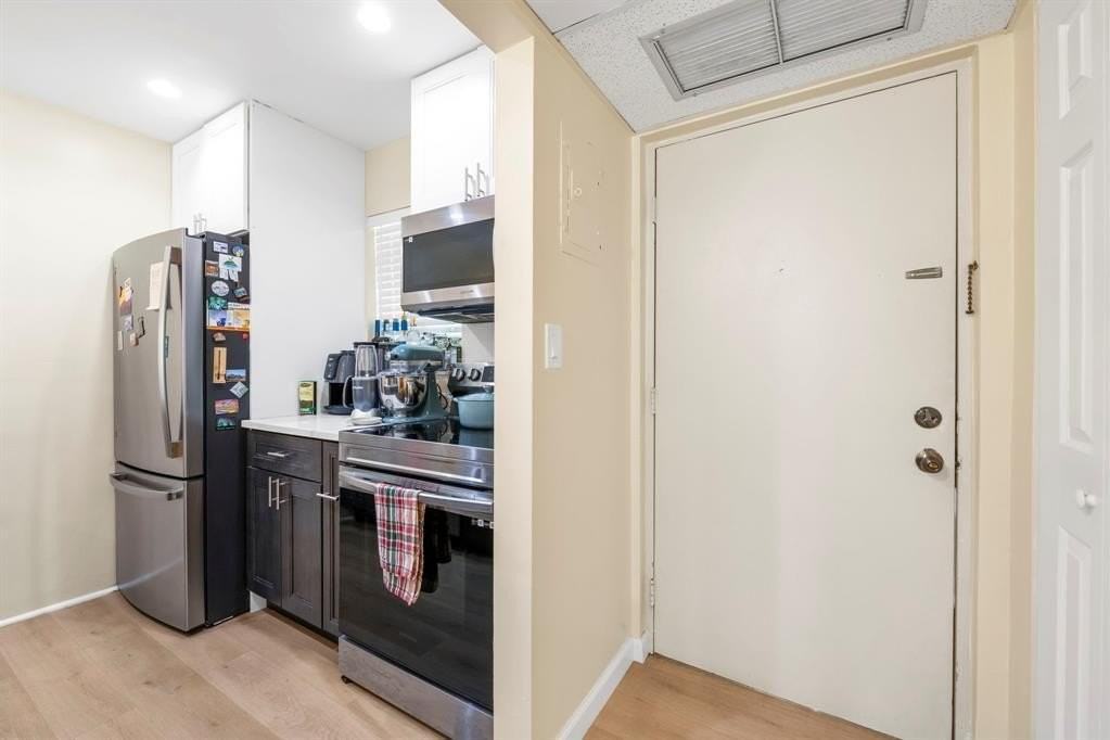 830 Sw 9th Street Cir #204 - Photo 6 of 16