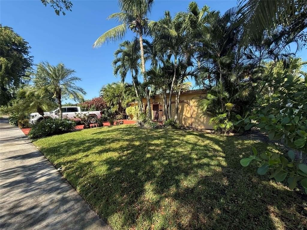 7511 Atlanta St - Photo 2 of 23