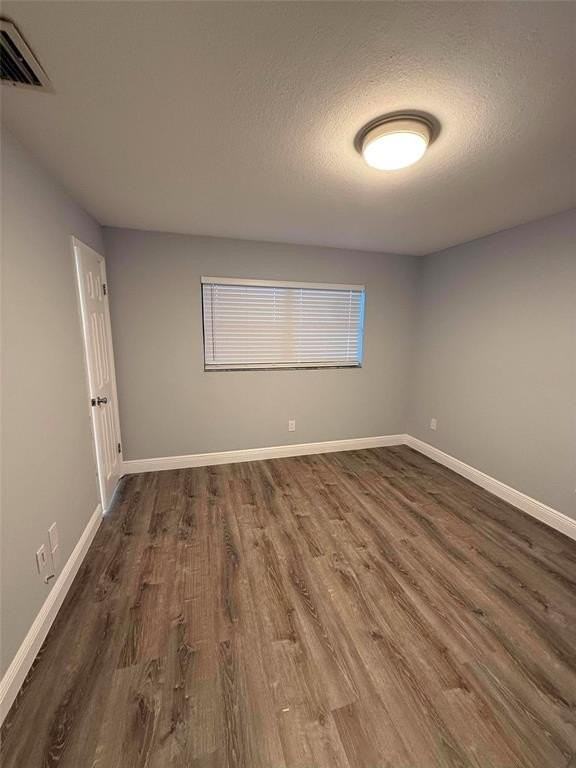 7511 Atlanta St - Photo 4 of 23