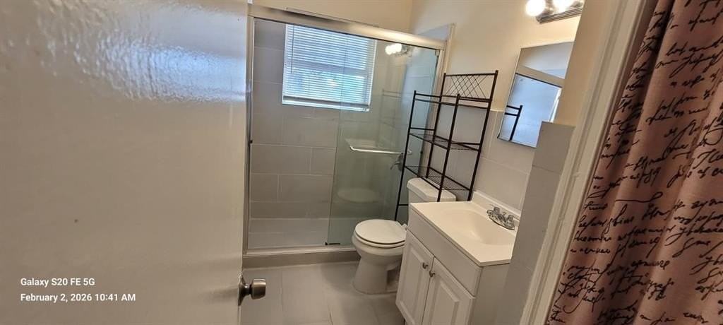 1704 Hayes St - Photo 6 of 10