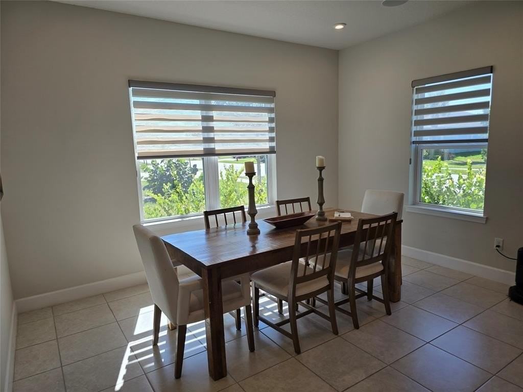 19206 Rolling Acres Rd - Photo 3 of 40