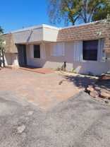 770 Ne 38th St #R - Photo 1 of 1