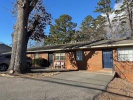 featured image of 745 20th St Ne