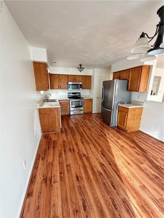 307 Greenfield Cres - Photo 5 of 17