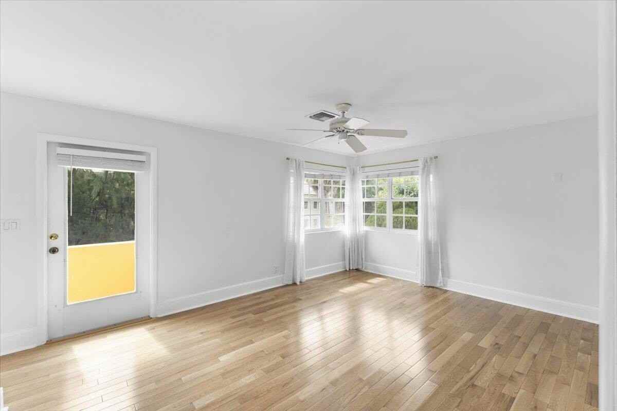 223 Park Ave #2 - Photo 5 of 21