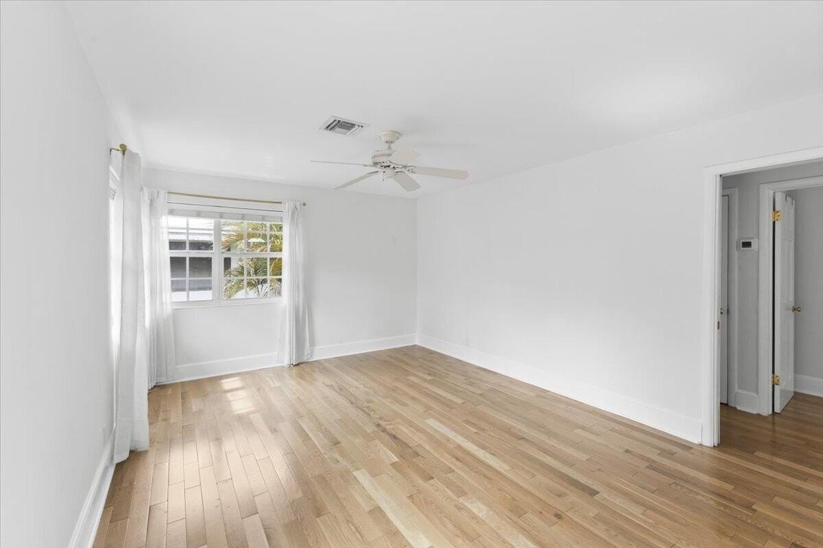 223 Park Ave #2 - Photo 7 of 21