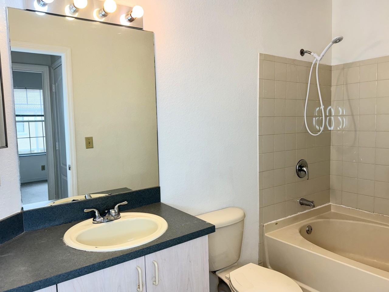 166 Sw Peacock Blvd #34204 - Photo 6 of 12