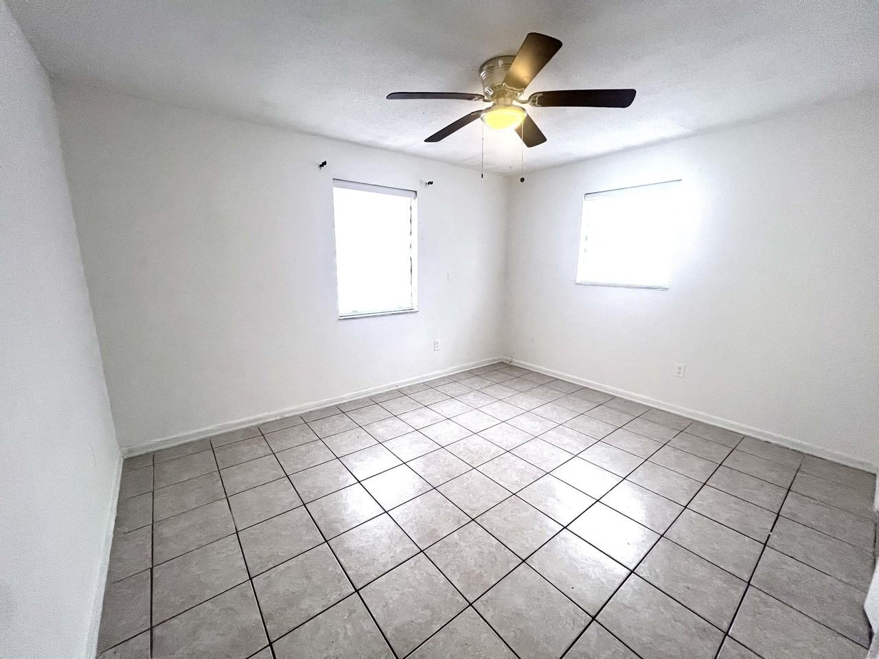 4630 Myrtle Ln - Photo 4 of 4