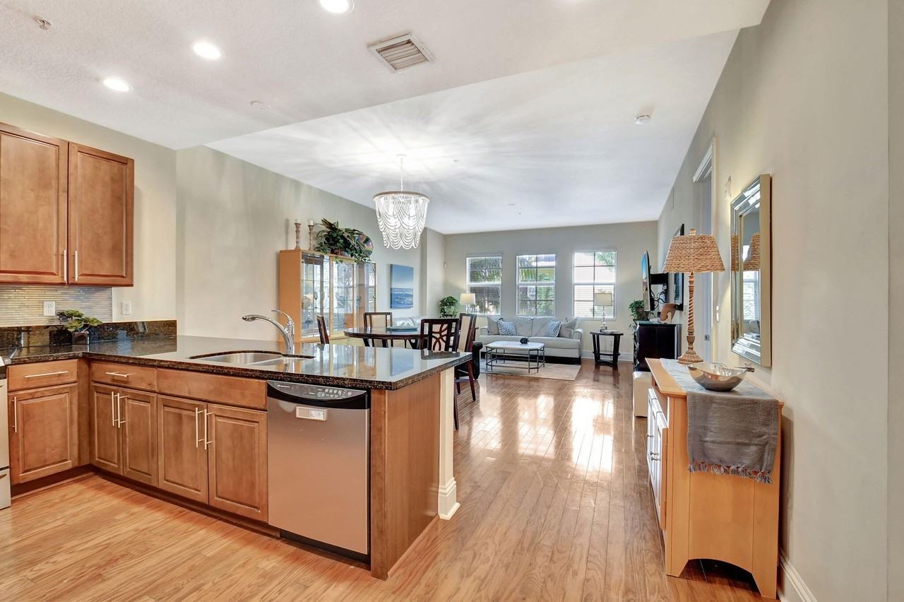 3120 E Latitude Cir #307 - Photo 6 of 50