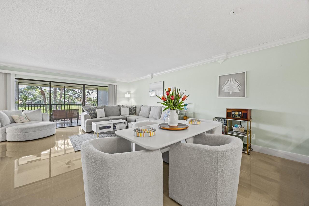 12926 Briarlake Dr #201 - Photo 3 of 32