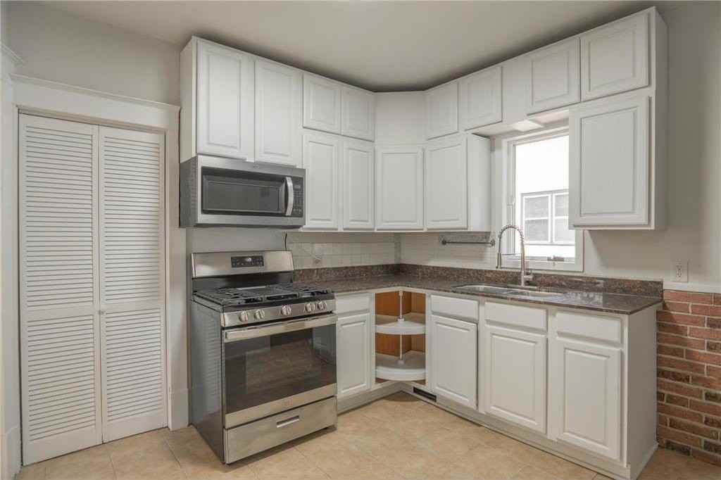 1020 Wilson Ave - Photo 4 of 25