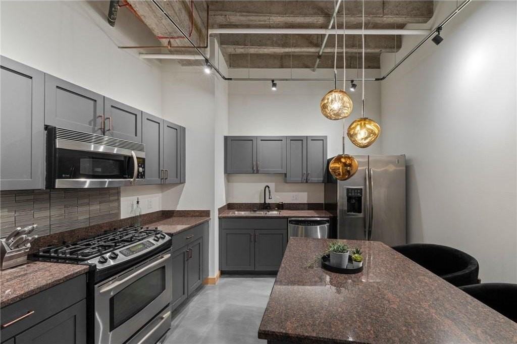 601 Marquette Ave #405 - Photo 4 of 26