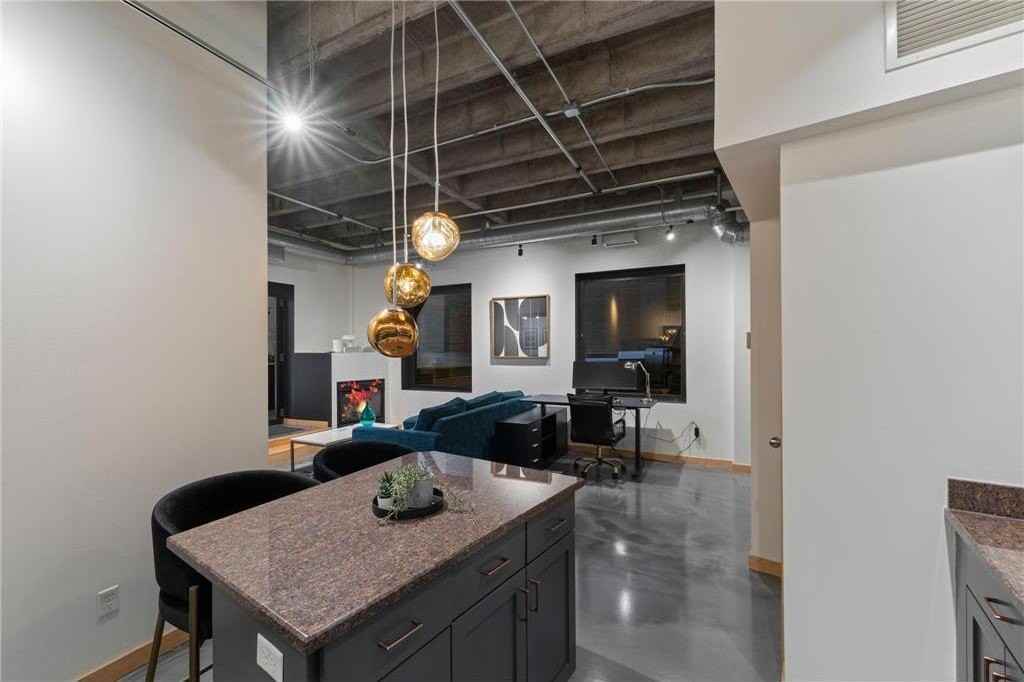 601 Marquette Ave #405 - Photo 5 of 26