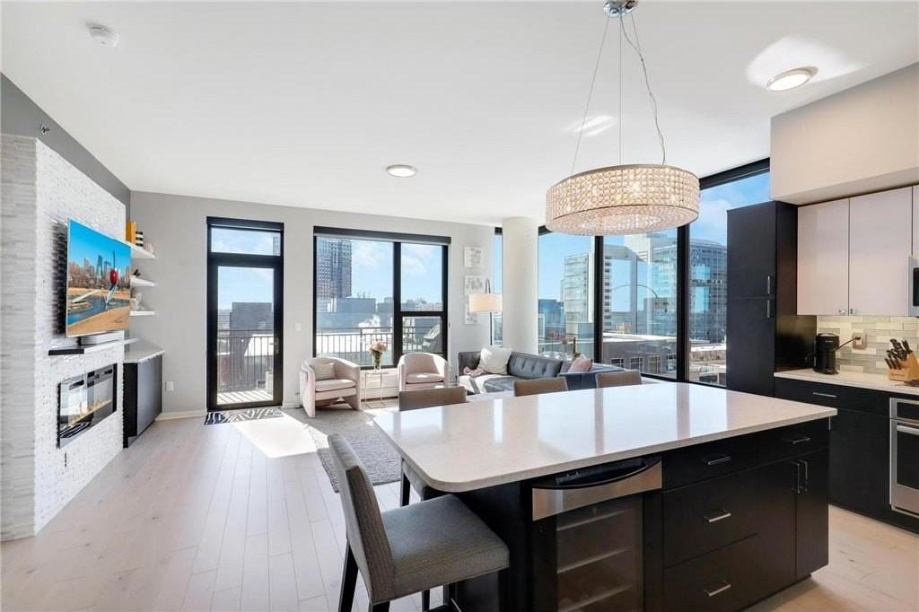 740 Portland Ave #907 - Photo 6 of 37