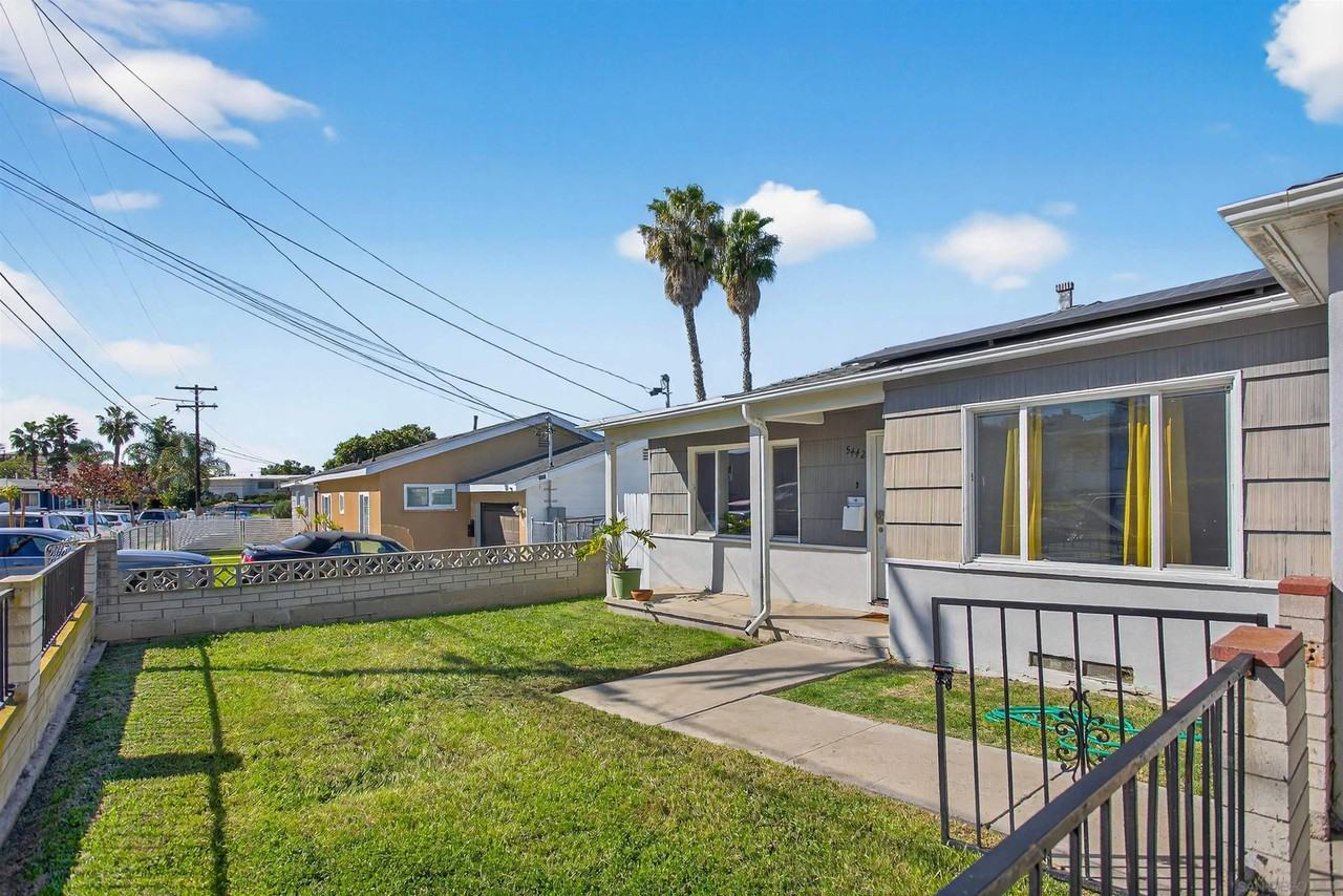 5442 San Onofre Ter - Photo 3 of 37