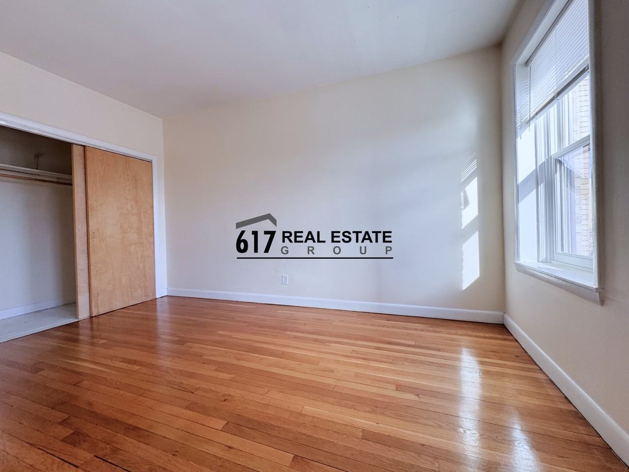 1131 Commonwealth Ave #7 - Photo 7 of 14