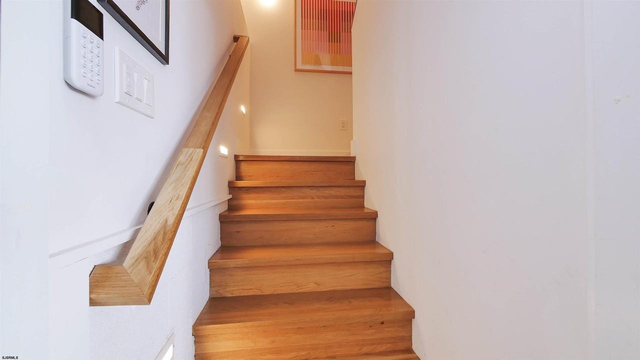 116 N Colgate Ave - Photo 5 of 38