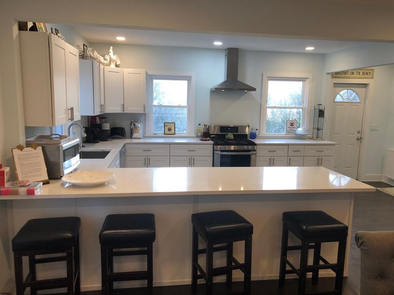 4800 Atlantic Ave - Photo 5 of 27