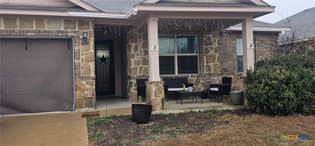 6801 Alvin Dr - Photo 2 of 5