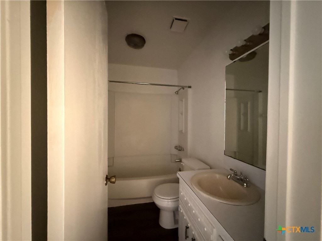 4800 Cedarhill Cir Unit A #A - Photo 5 of 6