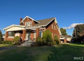 featured image of 528 N Main St #B