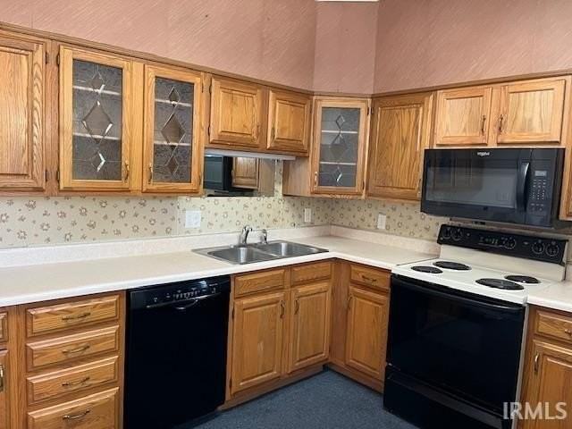 528 N Main St #B - Photo 5 of 6