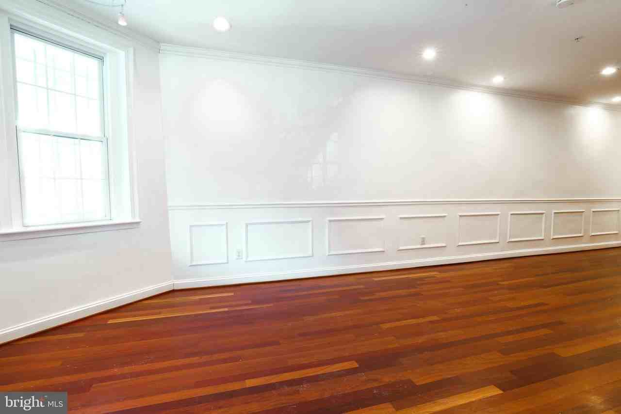 2721 13th St Nw Apt 2 #2 - Photo 2 of 22