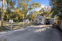 333 Magothy Beach Rd - Photo 1 of 1