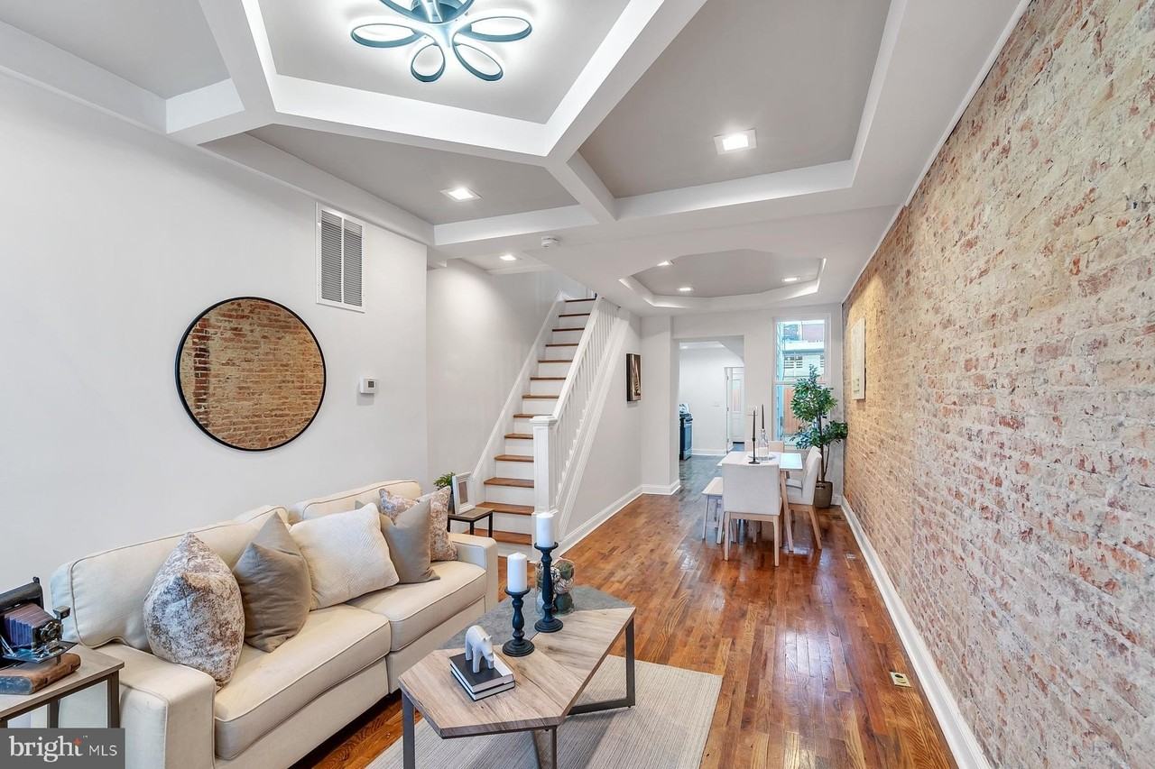 3405 Claremont St - Photo 4 of 22