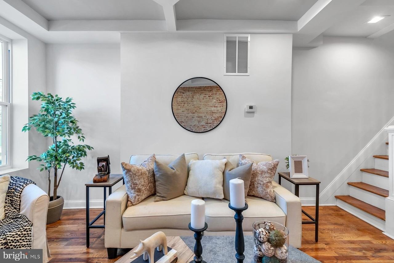 3405 Claremont St - Photo 6 of 22