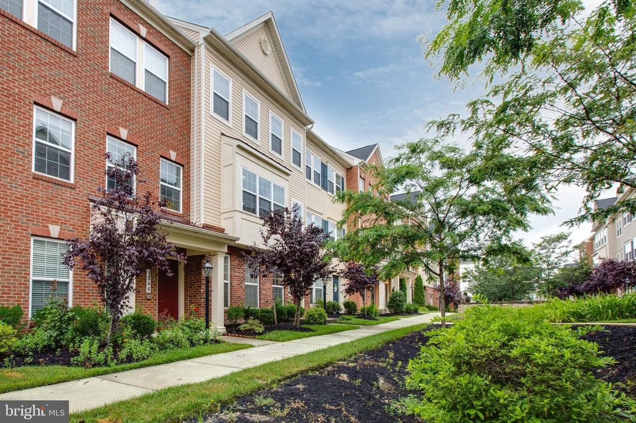 7048 Foxton Way - Photo 3 of 50