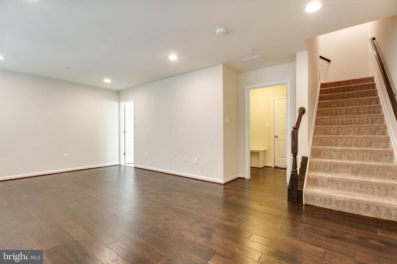 7048 Foxton Way - Photo 7 of 50